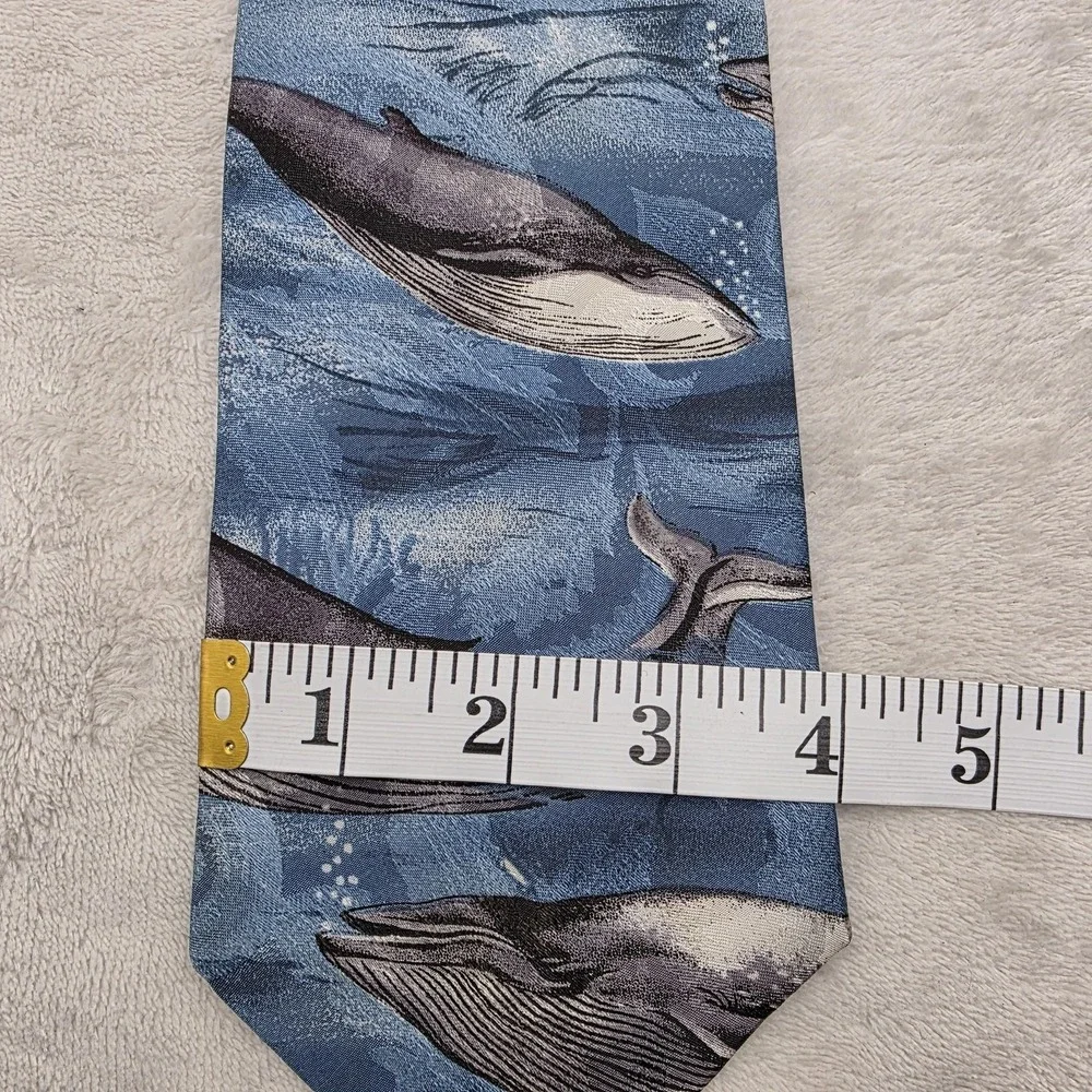 VINTAGE Lost‎ Kingdom Mens Tie Blue Whale Ocean Marine Life Nautical Necktie USA